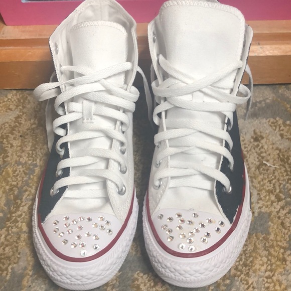 converse spongebob shoes